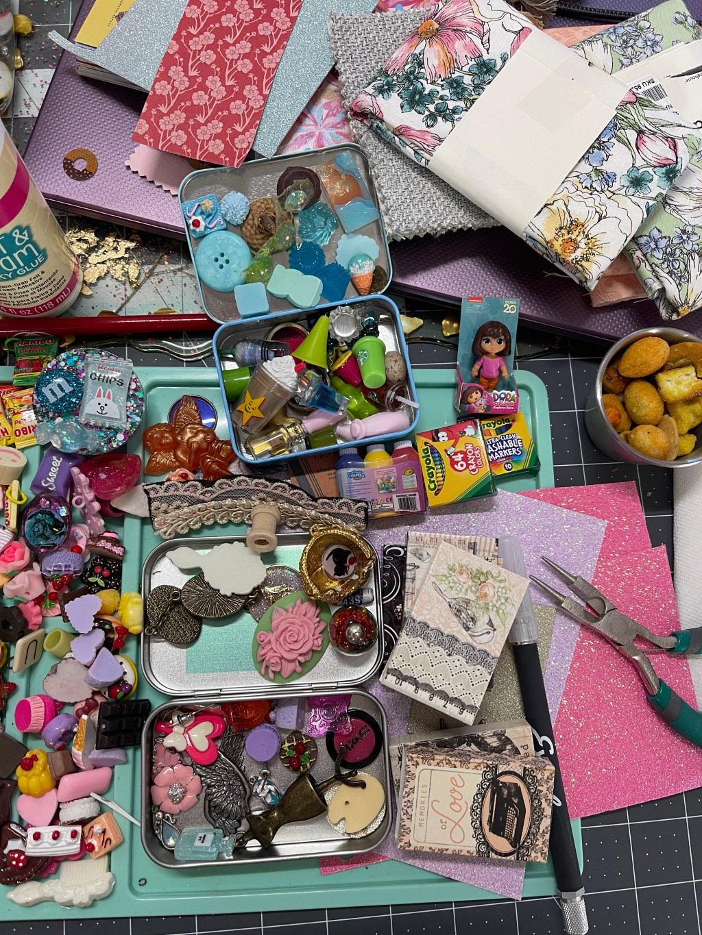 A miniature vignette